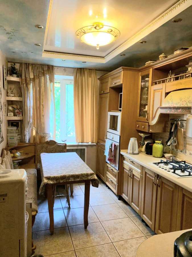 Продажа 4-комнатной квартиры 80 м², Генерала Пухова ул., Ватутіна, 24