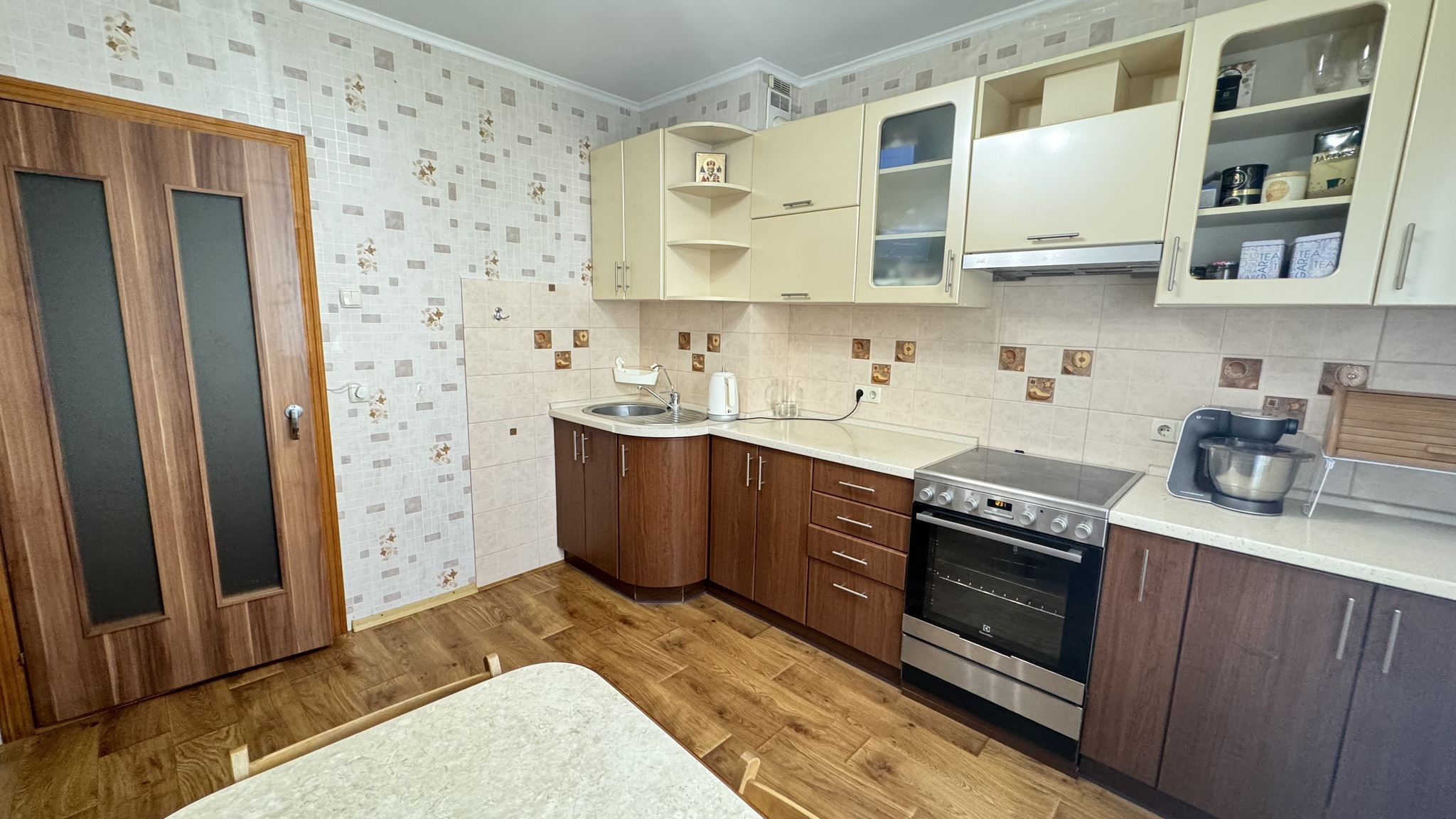 Продаж 2-кімнатної квартири 72 м²