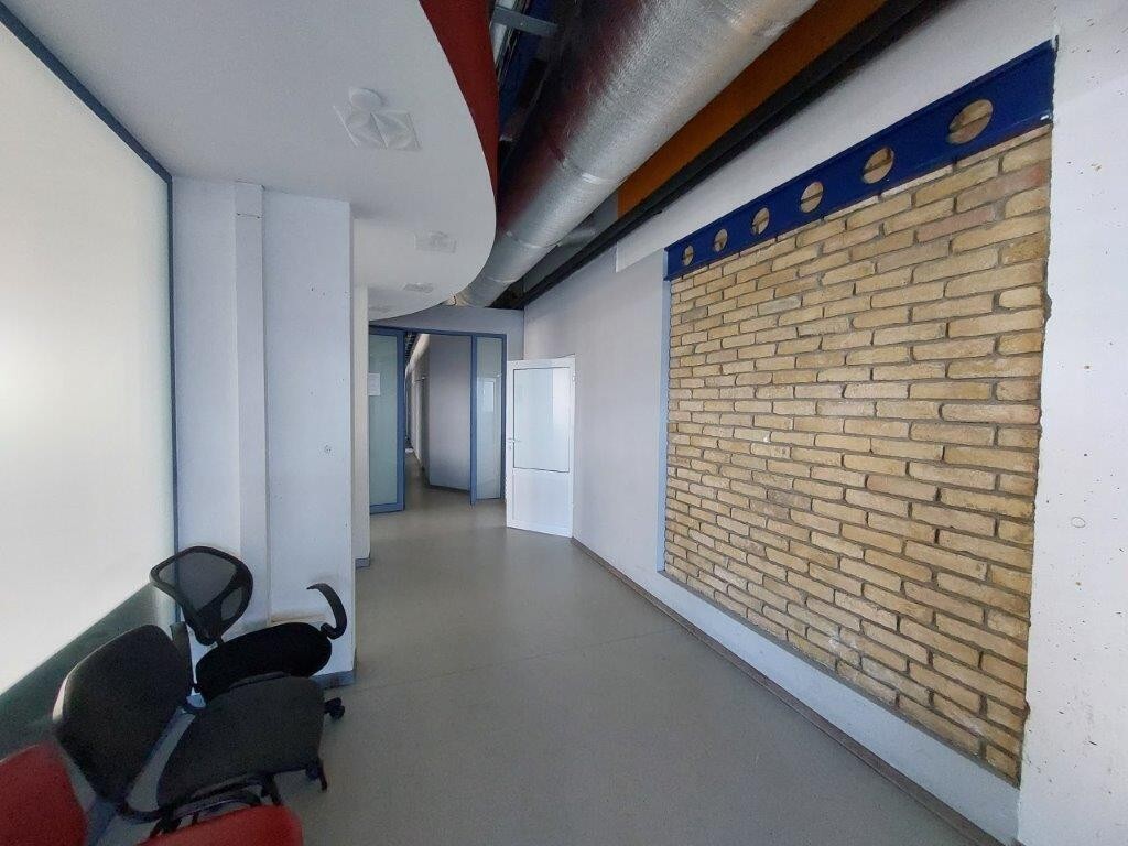 Аренда офиса 350 м², Кирилловская ул.