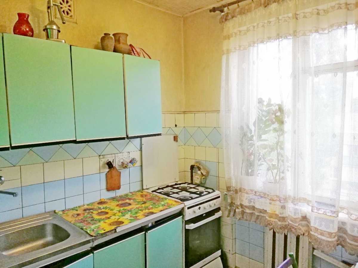 Продаж 2-кімнатної квартири 47 м², Єреванська вул.