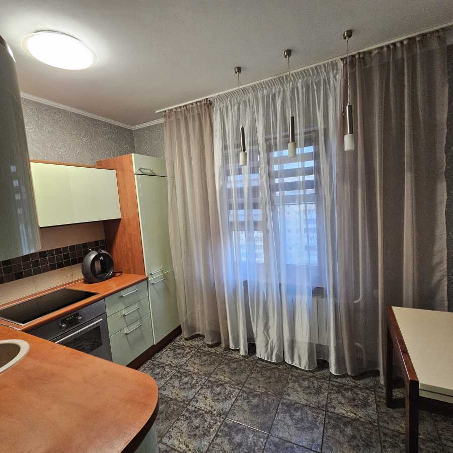 Продажа 1-комнатной квартиры 43 м², Александра Мишуги ул., 1/4