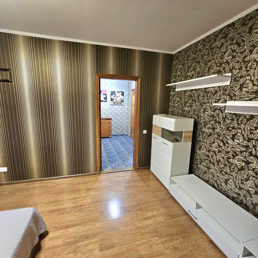 Продажа 1-комнатной квартиры 43 м², Александра Мишуги ул., 1/4