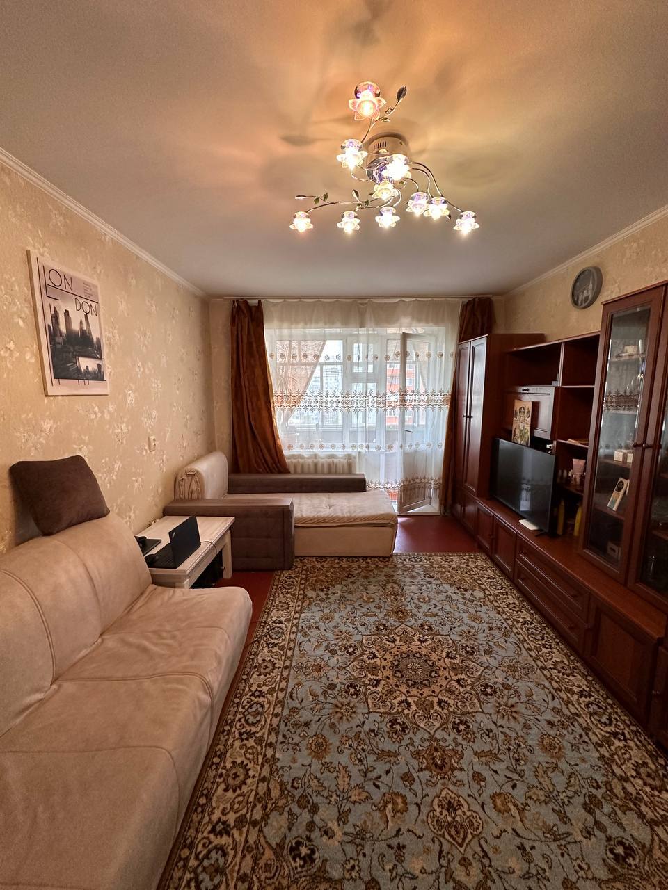 Продаж 1-кімнатної квартири 37.1 м², Михайла Лушпи просп.