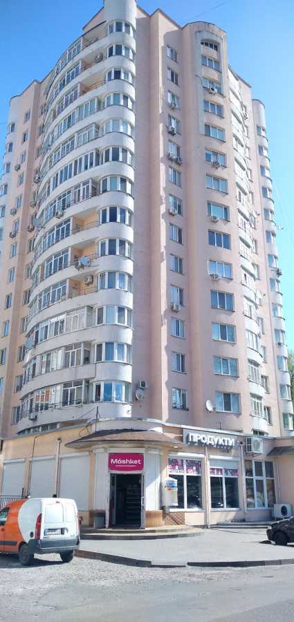 Продаж 1-кімнатної квартири 47.5 м², Водопровідна вул., 75/2