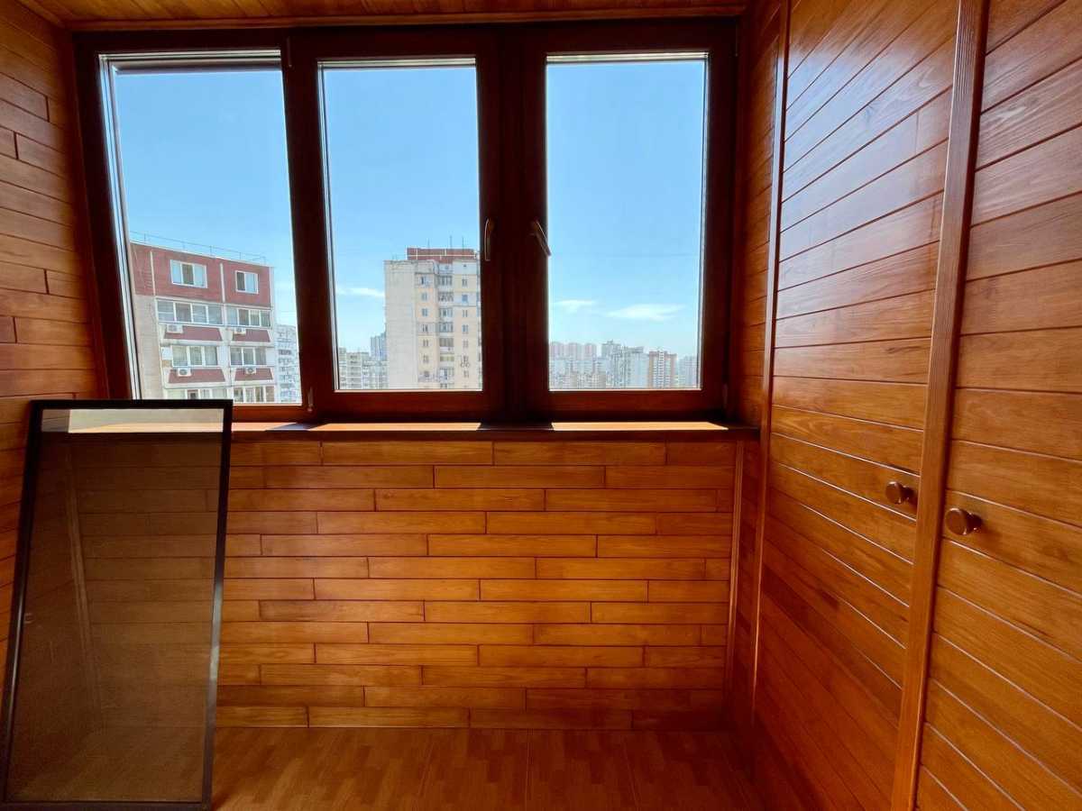 Продажа 3-комнатной квартиры 105 м², Николая Бажана просп., 36