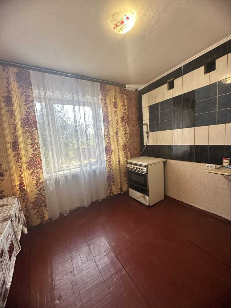 Продаж 3-кімнатної квартири 66 м², Вороньков, улица Центральна