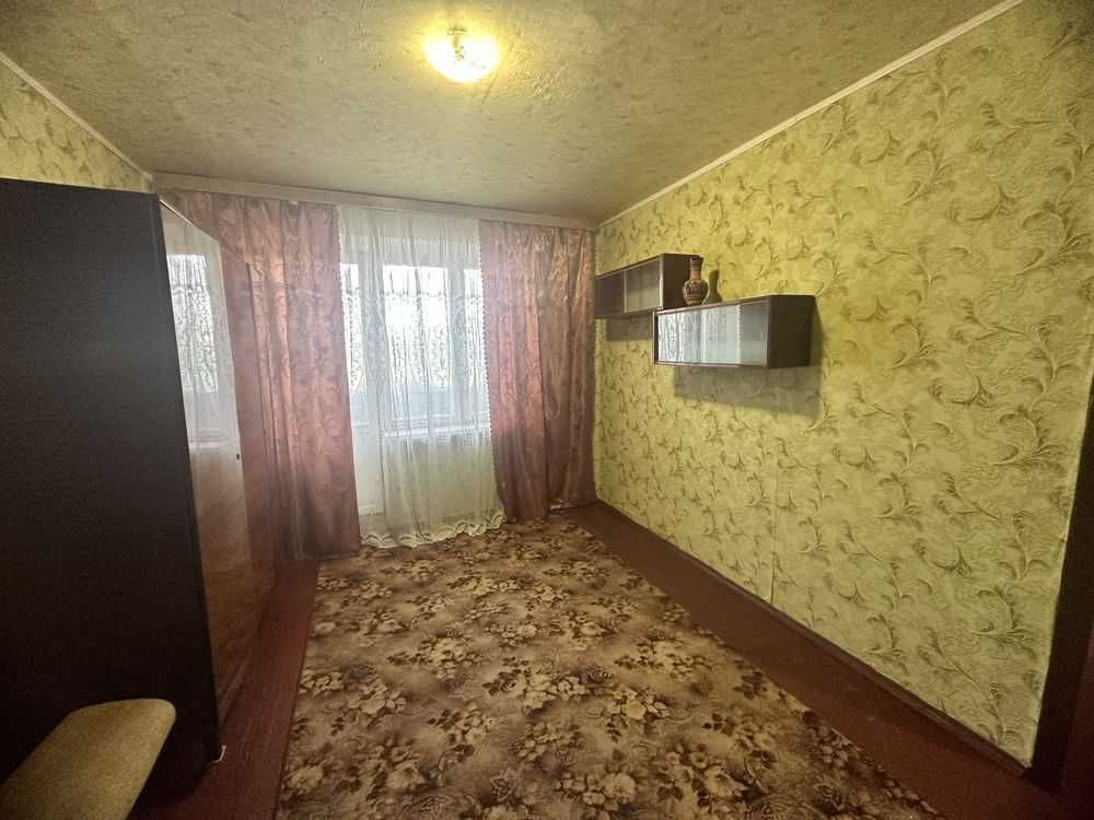 Продаж 3-кімнатної квартири 66 м², Вороньков, улица Центральна