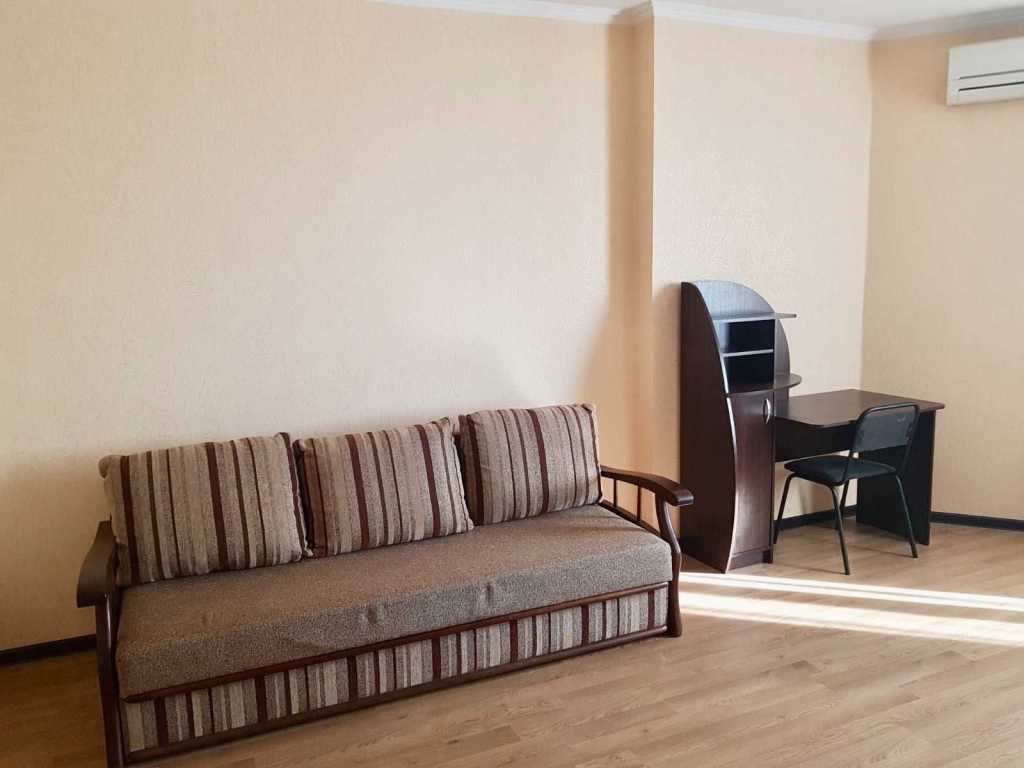 Оренда 2-кімнатної квартири 80 м², Вуликова вул., Лайоша Гавро, 1