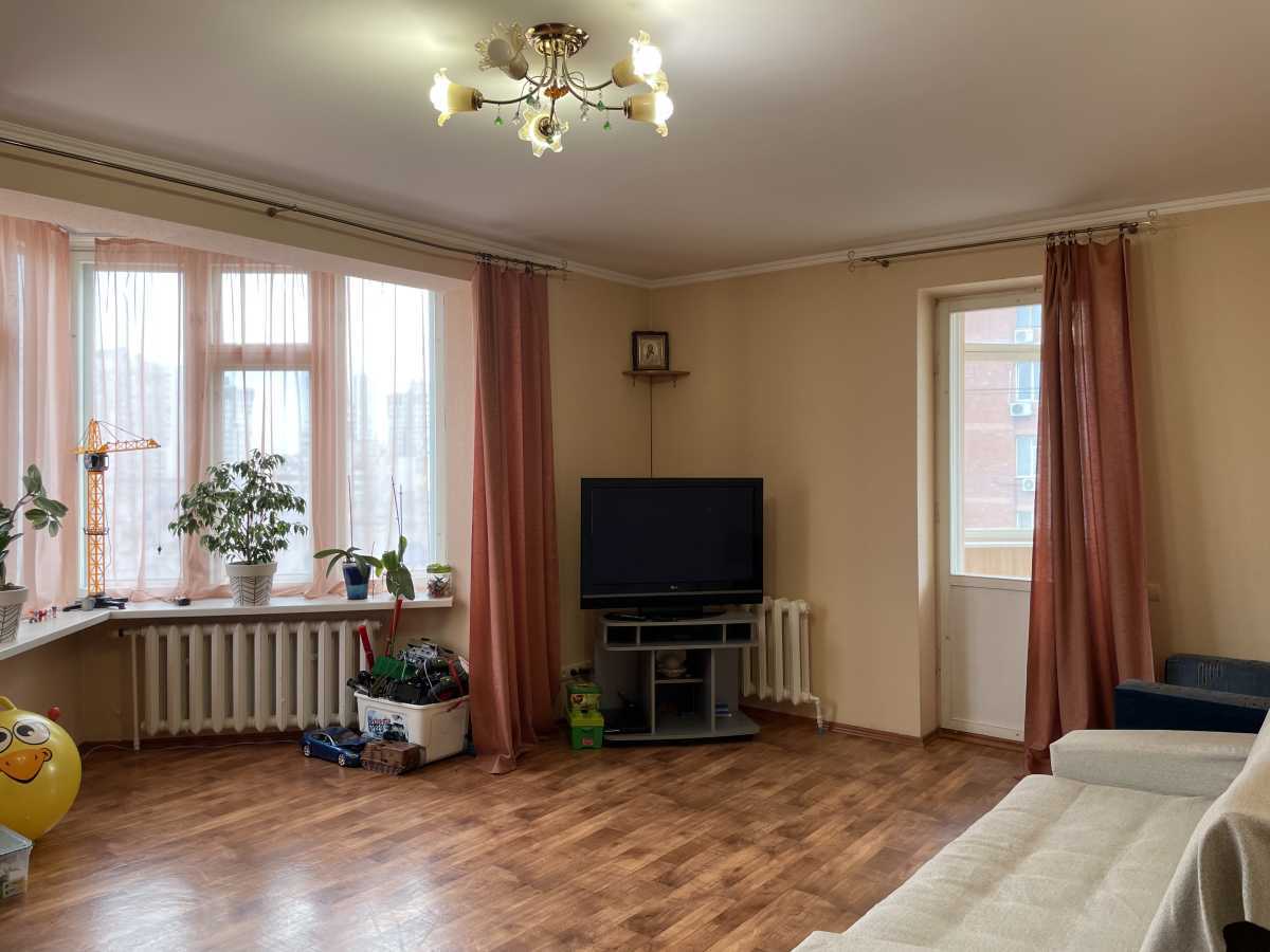 Продаж 2-кімнатної квартири 75 м², Урлівська вул., 8А