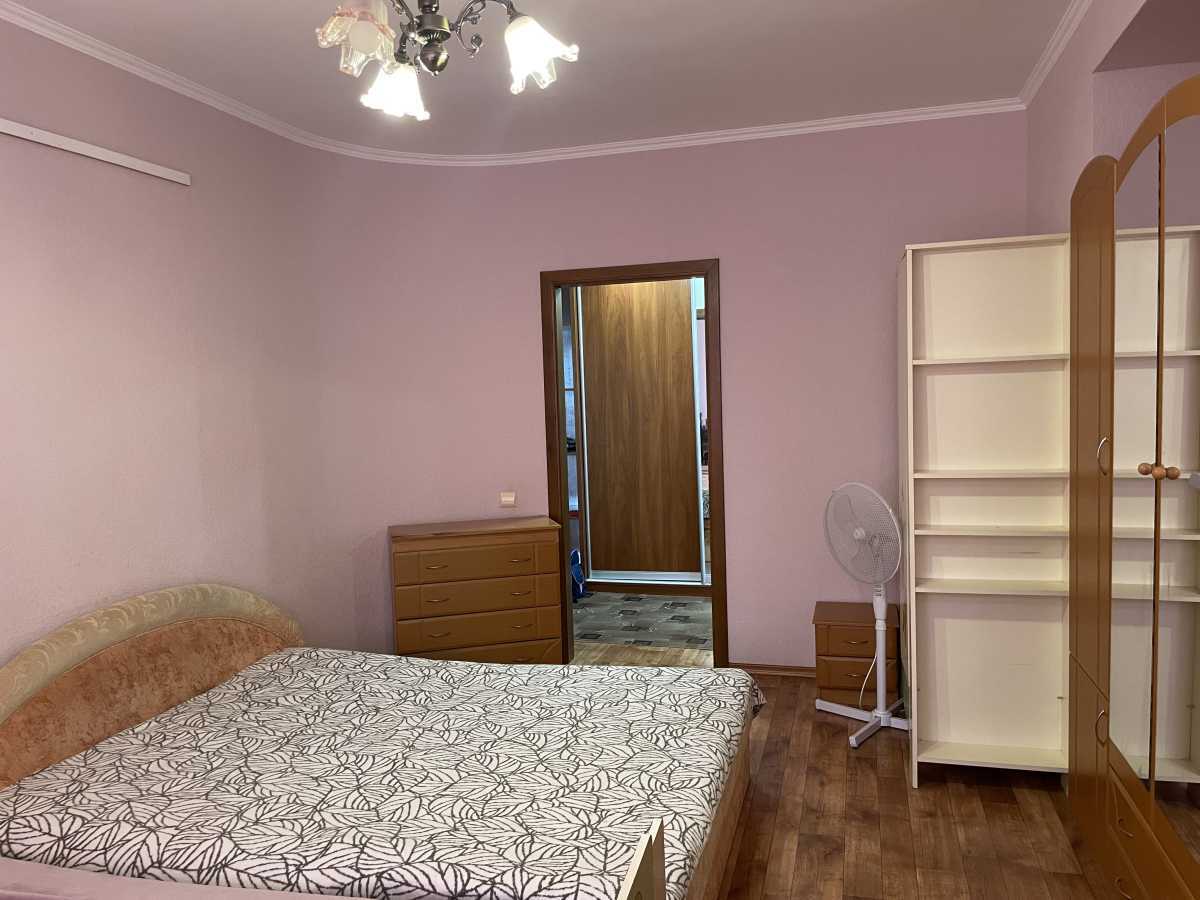 Продаж 2-кімнатної квартири 75 м², Урлівська вул., 8А