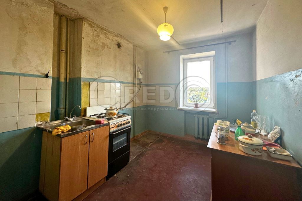 Продаж 3-кімнатної квартири 65.1 м², свірська