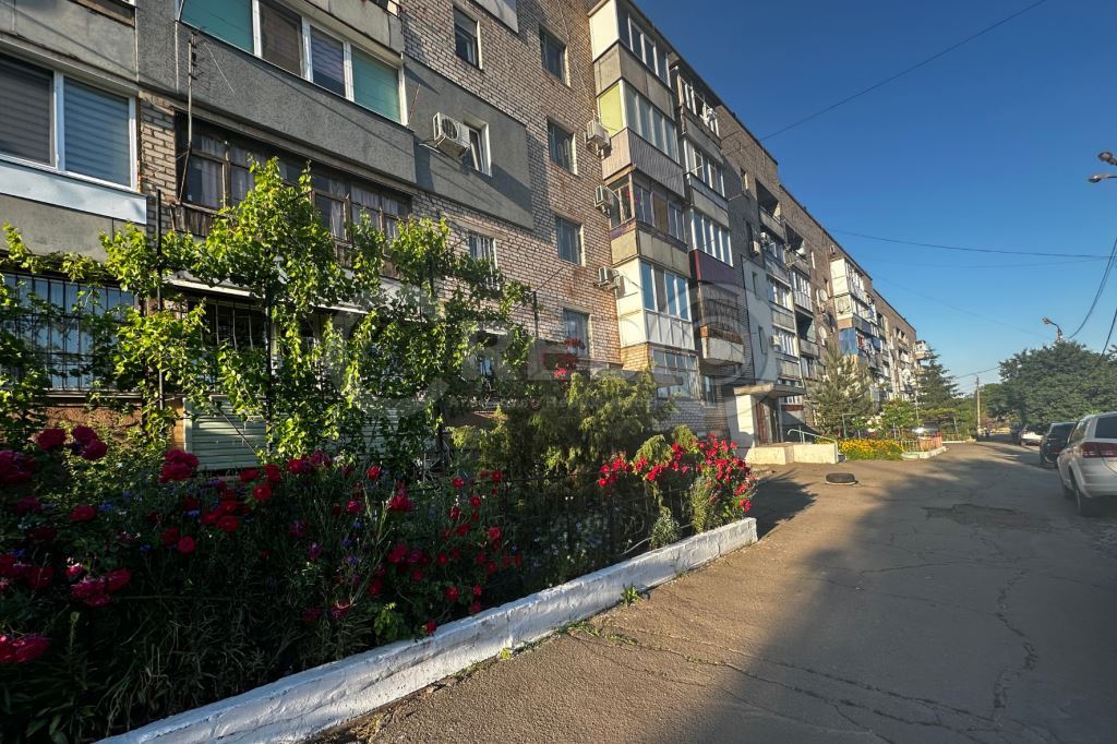 Продажа 3-комнатной квартиры 65.1 м², свірська