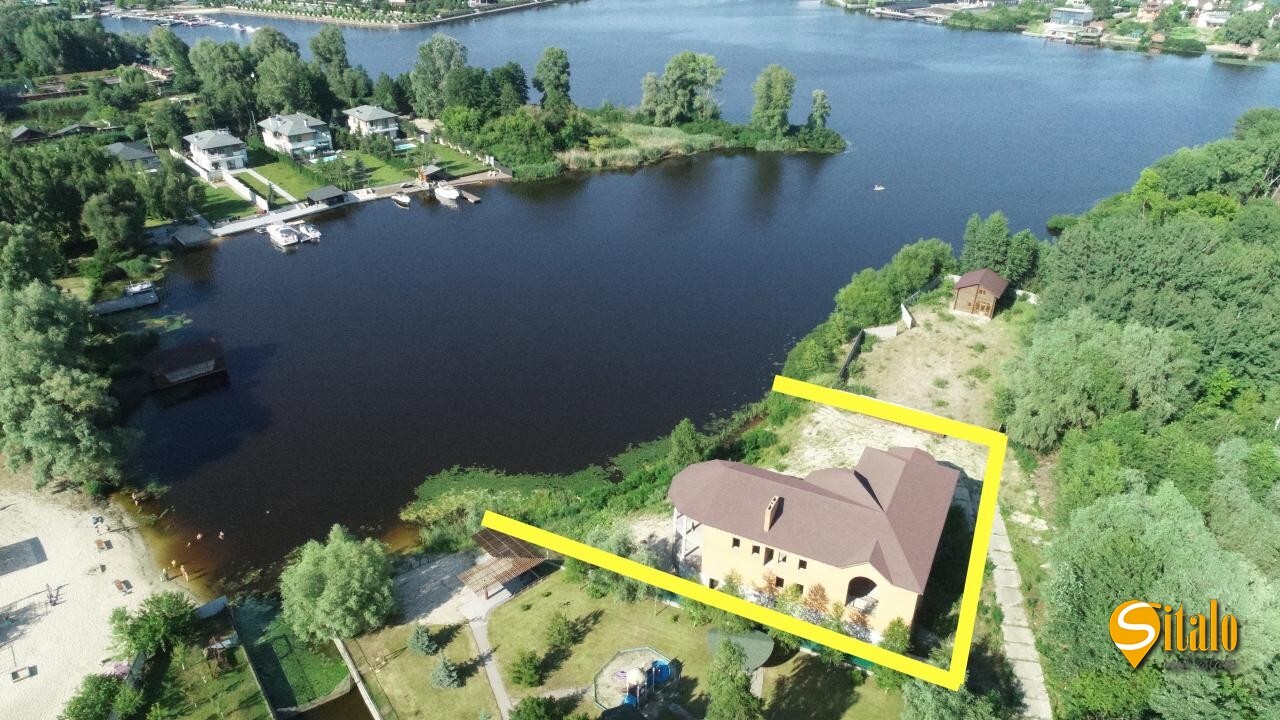 Продажа дома 830 м², 2-я Озерная ул.