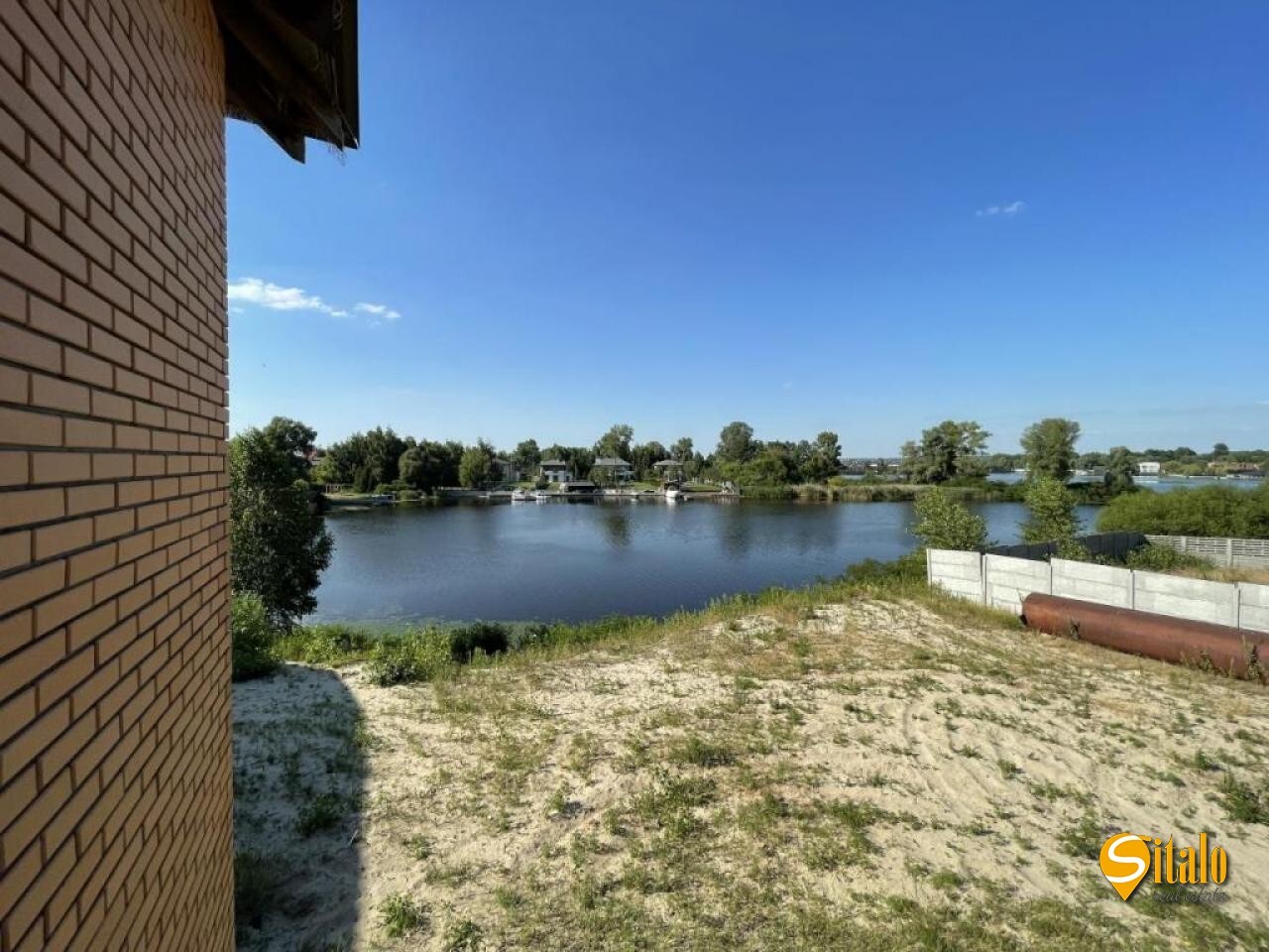 Продажа дома 830 м², 2-я Озерная ул.