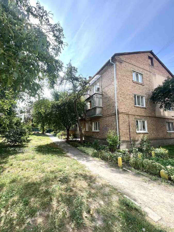 Продажа 3-комнатной квартиры 55 м², Ирпінська, 1