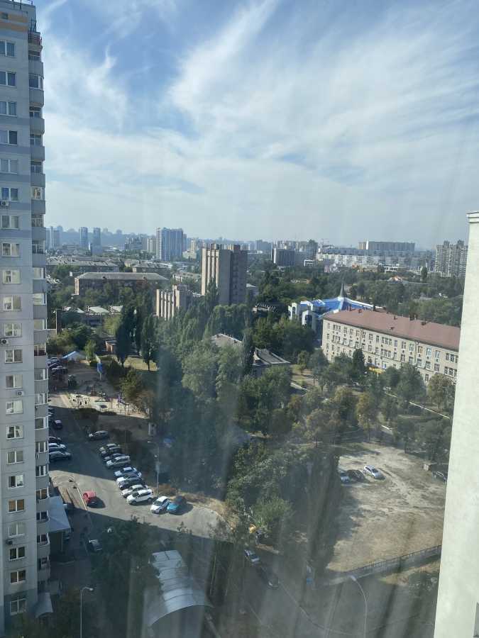 Продажа 3-комнатной квартиры 108 м², Краковская ул., 15/17