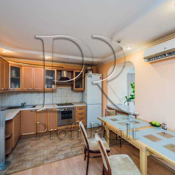 Продажа 3-комнатной квартиры 81 м², Княжий Затон ул., 14В