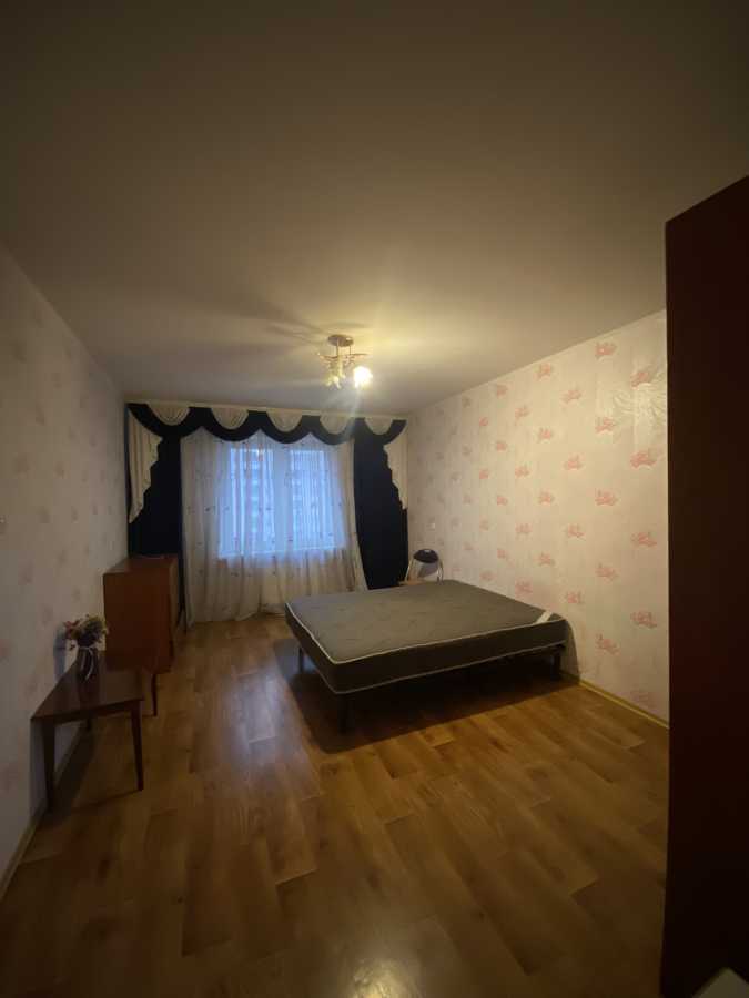 Аренда 1-комнатной квартиры 50 м², Здолбуновская ул., 13