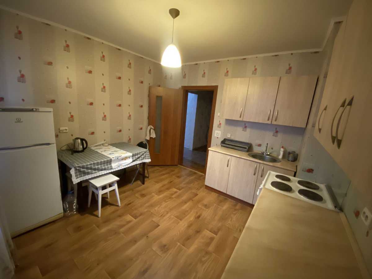 Аренда 1-комнатной квартиры 50 м², Здолбуновская ул., 13