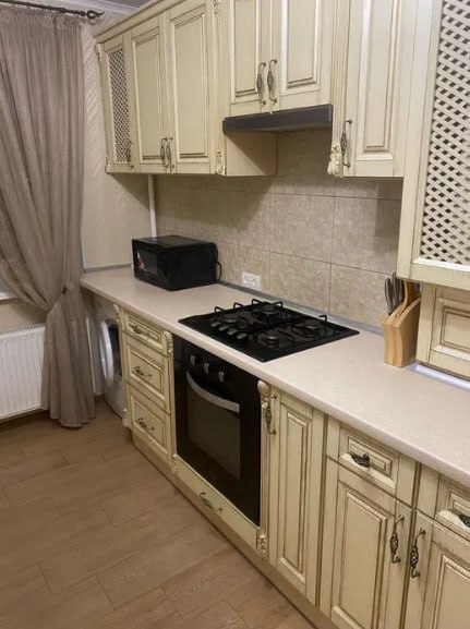 Продаж 3-кімнатної квартири 61 м², Іллінська вул.