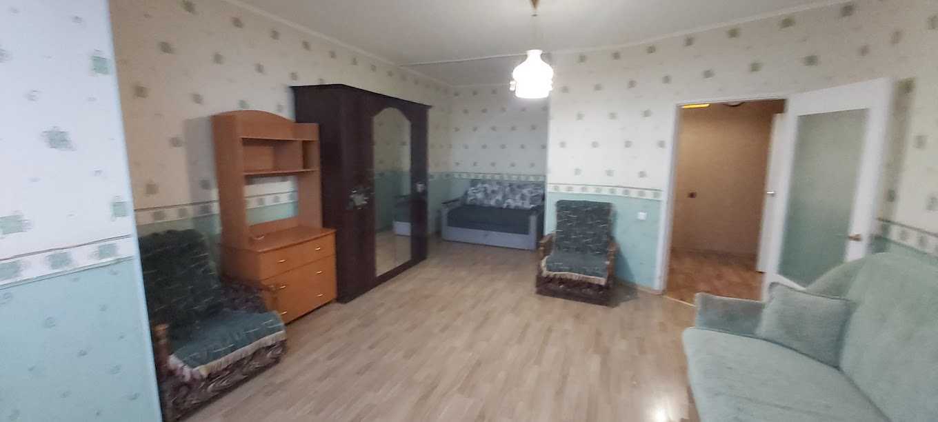 Продаж 1-кімнатної квартири 49.1 м², Святошинська вул., 2