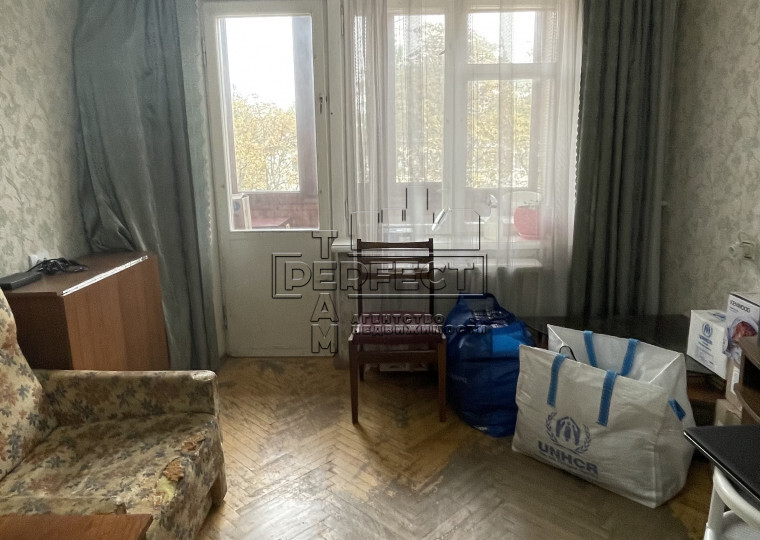 Продаж 3-кімнатної квартири 61 м², Івана Виговського вул., (Гречко Маршала) 12