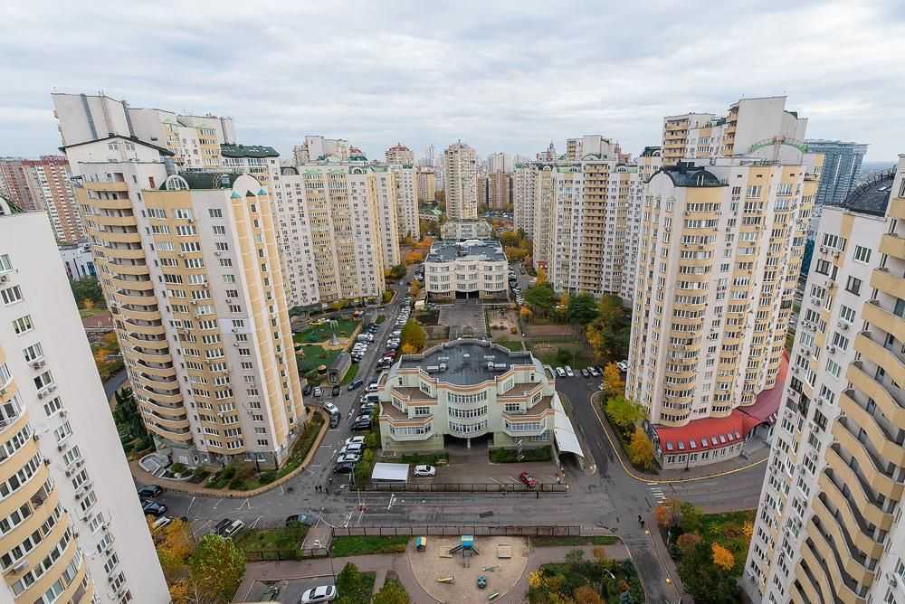 Продажа 3-комнатной квартиры 106 м², Днепровская наб., 19