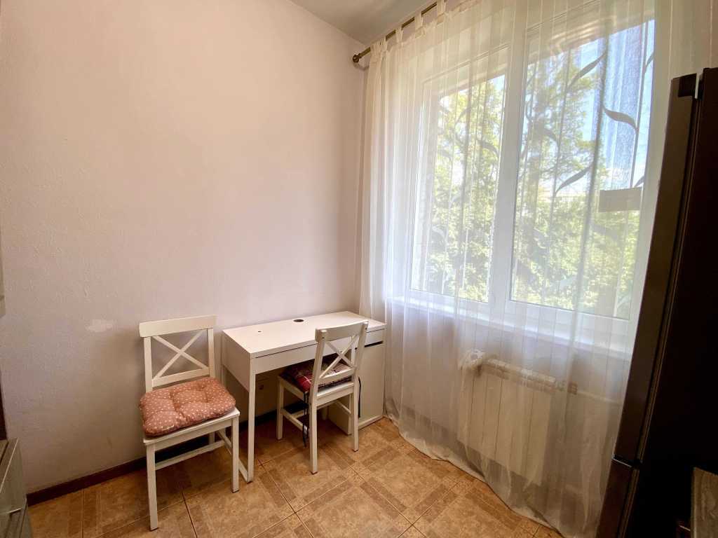 Продажа 2-комнатной квартиры 54 м², Багговутовская ул., 36