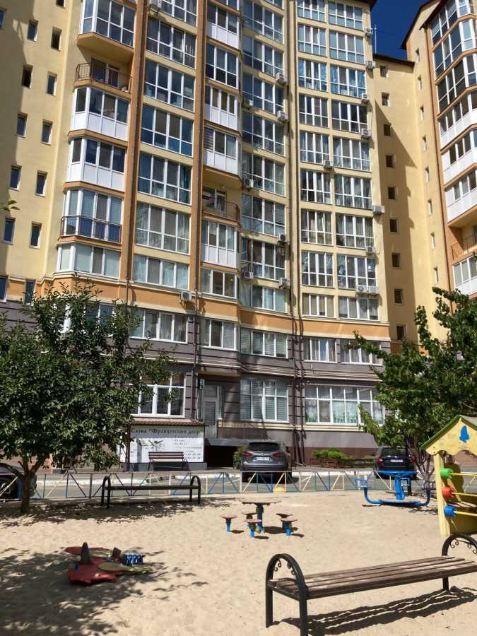 Продажа 1-комнатной квартиры 39 м², Шолуденко ул., 15Д