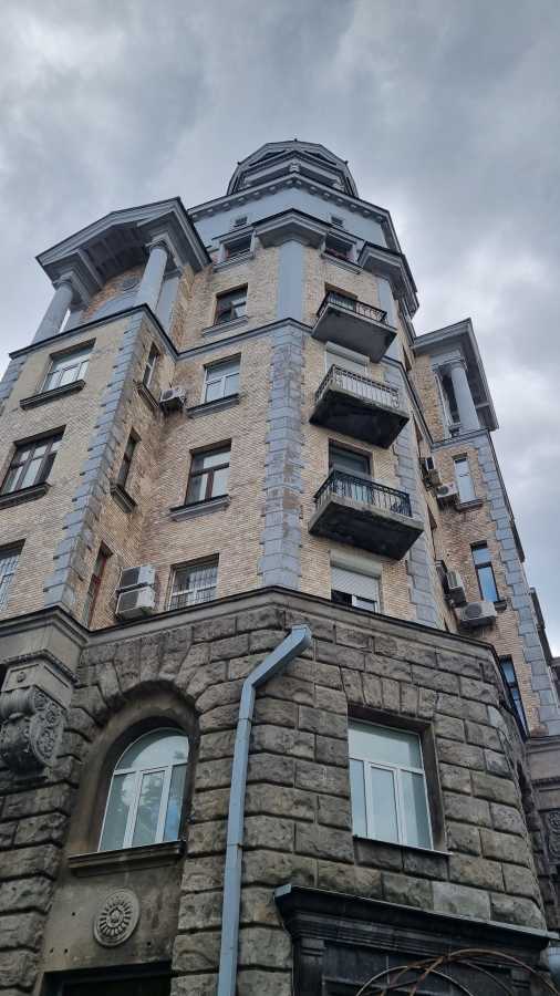 Продаж 4-кімнатної квартири 370 м², Банкова вул., 1/10