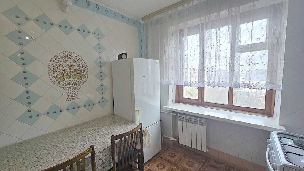 Продаж 3-кімнатної квартири 60 м², Глебова вул., 1