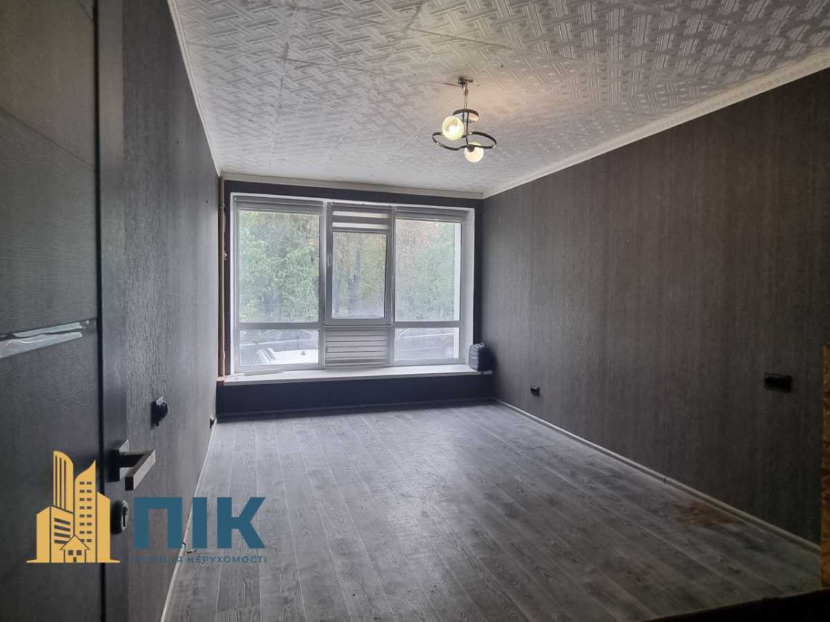 Продаж 2-кімнатної квартири 55 м², Академіка Заболотного вул., 128