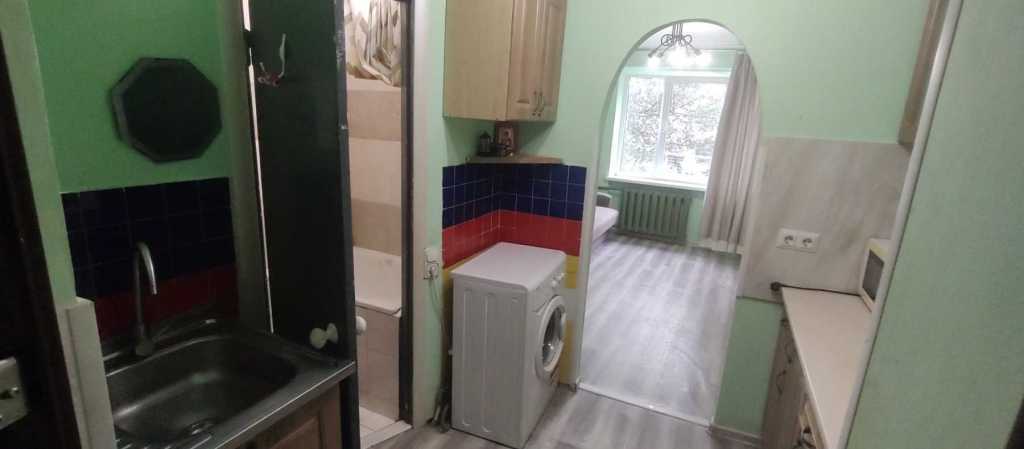 Продаж 1-кімнатної квартири 18.2 м², Автозаводська вул., 29