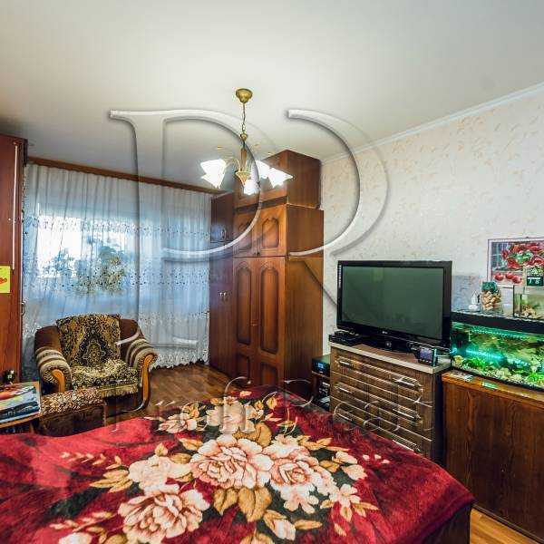 Продаж 3-кімнатної квартири 71 м², Озерна вул., 16