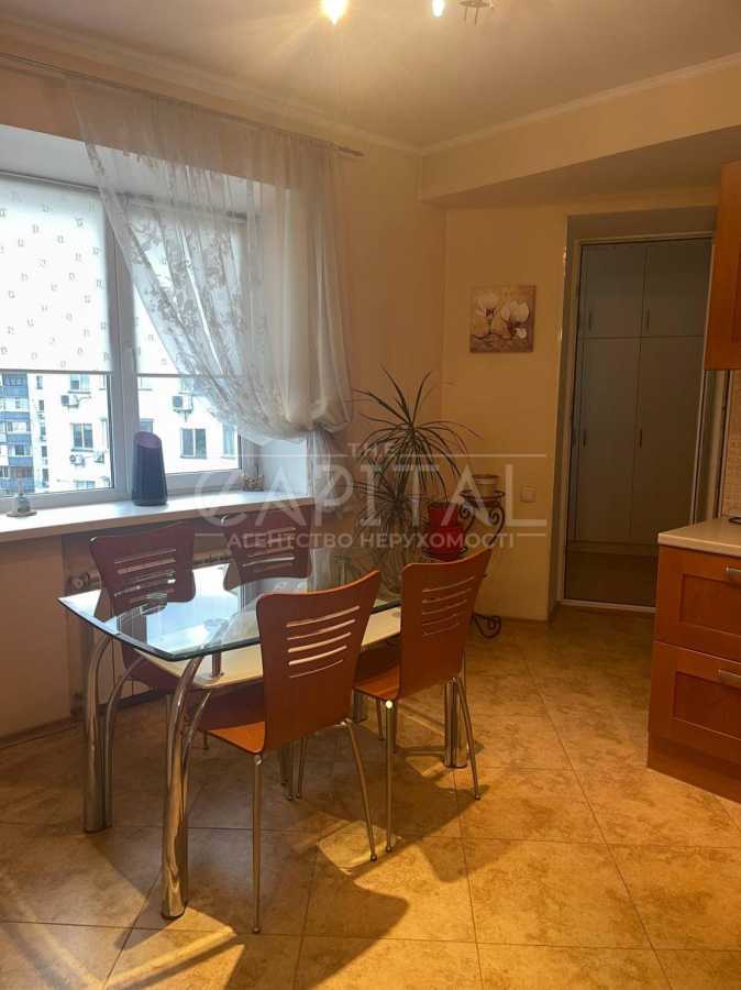 Продажа 2-комнатной квартиры 82 м², Маршала Тимошенко ул., 13А