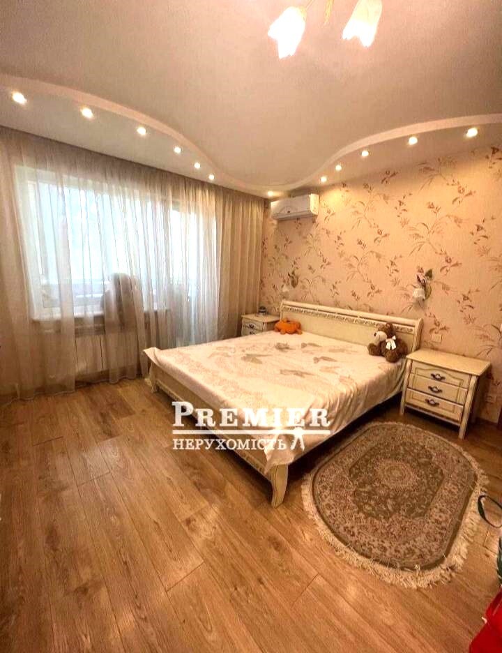 Продаж 2-кімнатної квартири 52 м², Семена Палія вул.