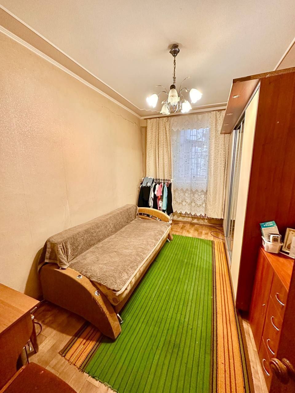 Продаж 1-кімнатної квартири 32 м², Холодногірська вул.