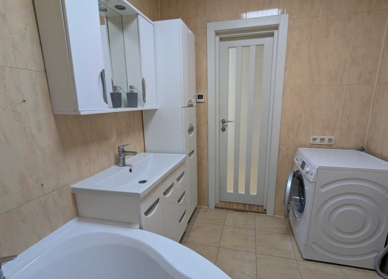 Продаж 1-кімнатної квартири 47.5 м², Авіаконструктора Ігоря Сікорського вул., 1