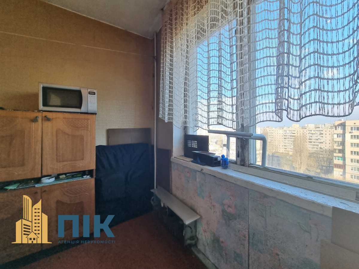 Продаж 1-кімнатної квартири 31 м², Кільцева дор., 1