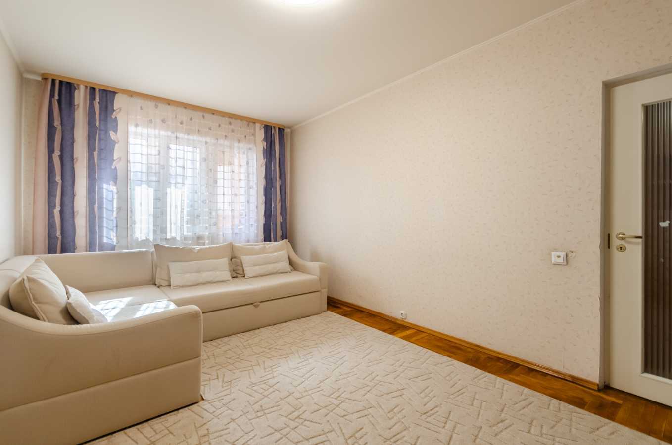 Продаж 3-кімнатної квартири 77 м², Тростянецька вул., 6Е