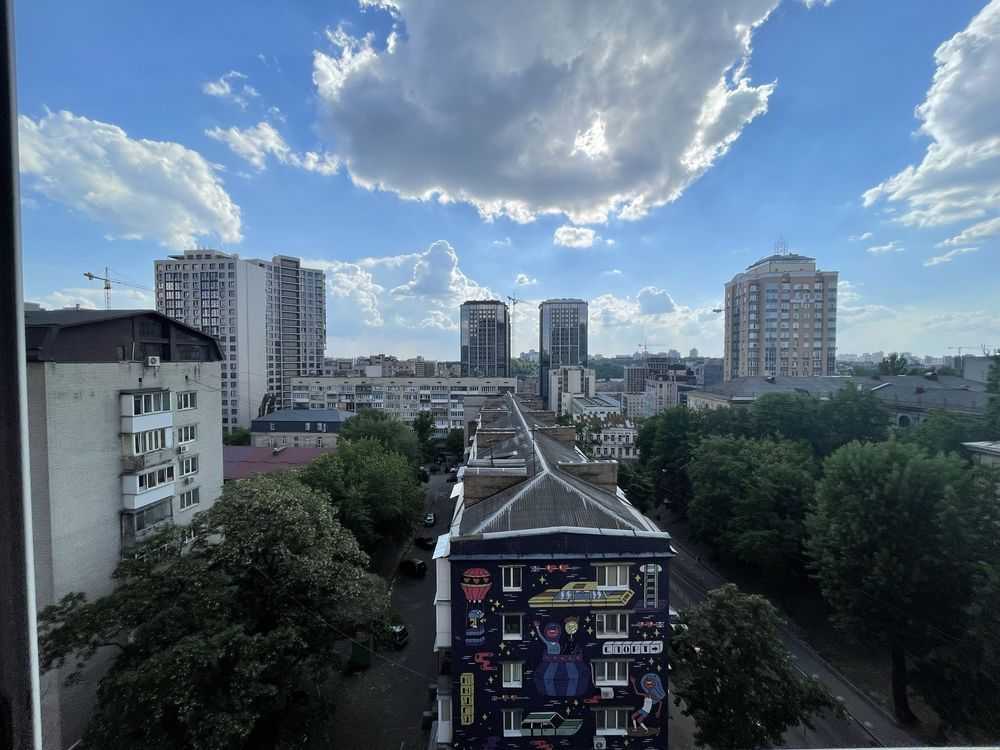 Продажа 3-комнатной квартиры 115.3 м², Лабораторный пер., 6