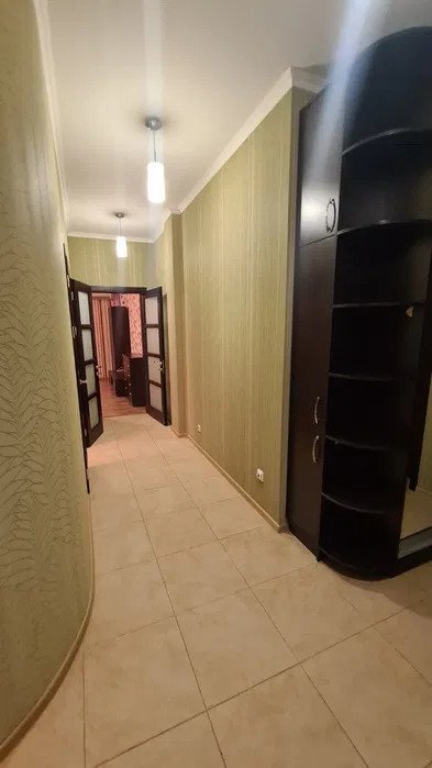 Продаж 3-кімнатної квартири 82 м²