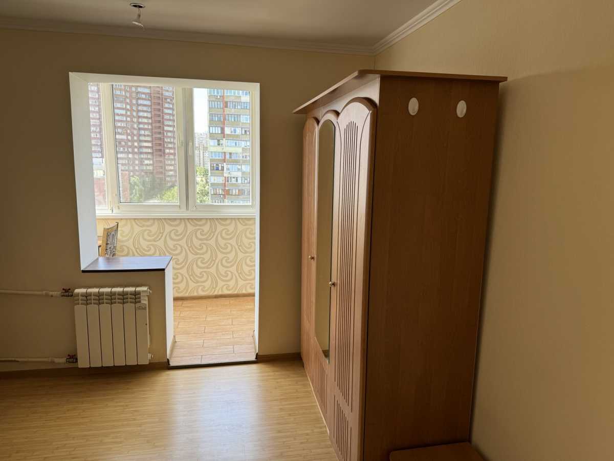 Продажа 4-комнатной квартиры 85.5 м², Михаила Котельникова ул., Драгоманова, 20