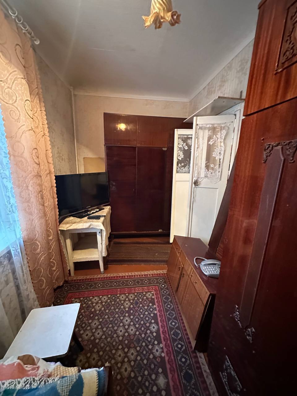 Продаж 2-кімнатної квартири 37 м², Листяний пров.