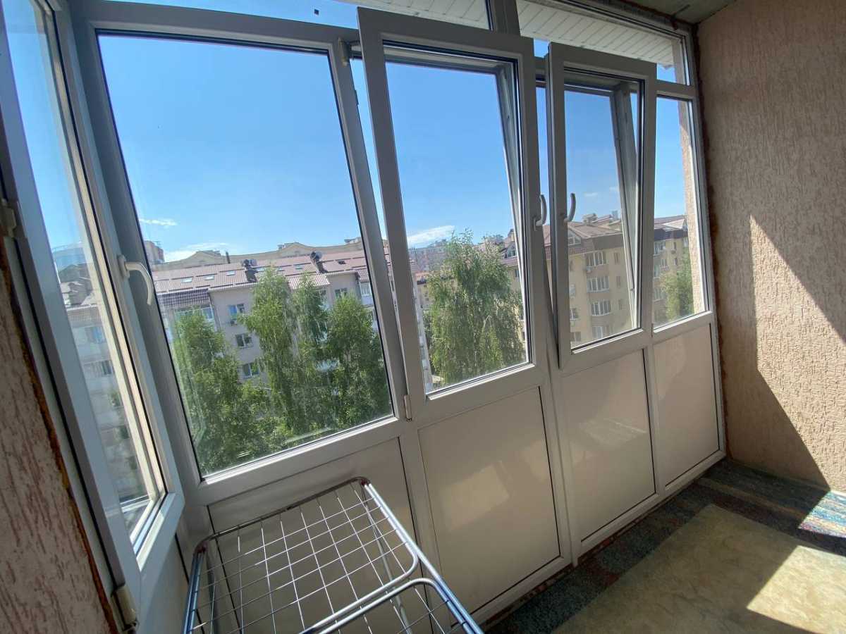 Продажа 1-комнатной квартиры 49.5 м², Академика Амосова ул., 1/34