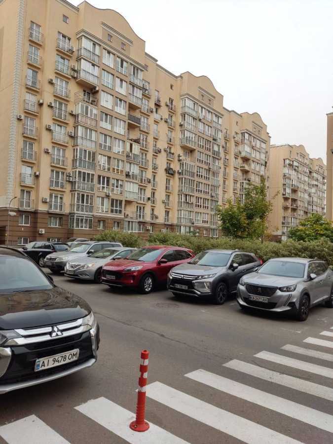 Продаж 1-кімнатної квартири 41 м², Метрологічна вул., 13