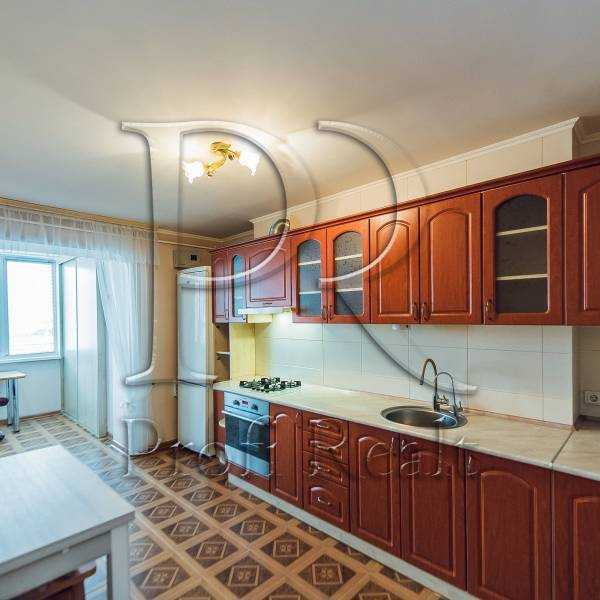 Продажа 2-комнатной квартиры 73 м², Тепличная ул., 38