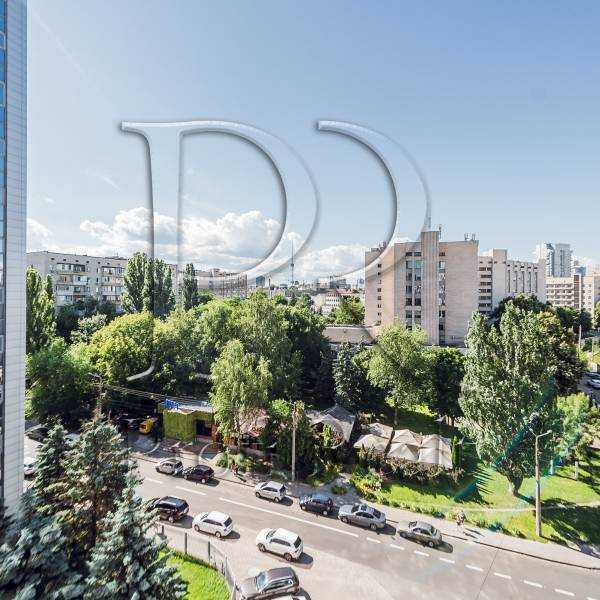 Продажа 3-комнатной квартиры 83 м², Шолуденко ул., 30