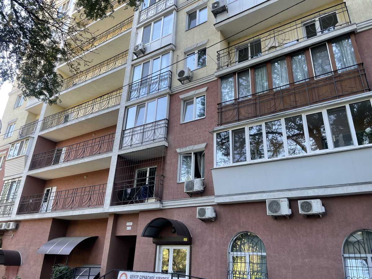 Продаж 2-кімнатної квартири 53 м², Сирецька вул., 32