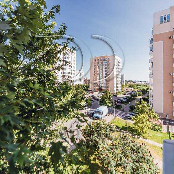 Продажа 2-комнатной квартиры 65 м², Богдана Хмельницкого ул., 9